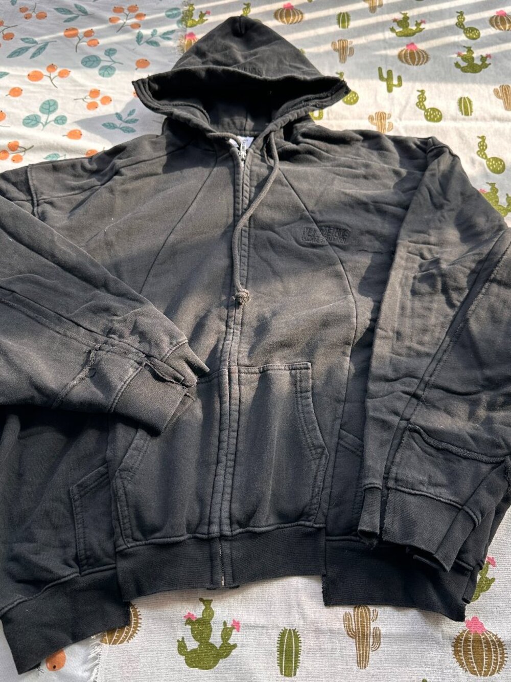 Vetements Gray 'limited Edition' Zip-Up Hoodie